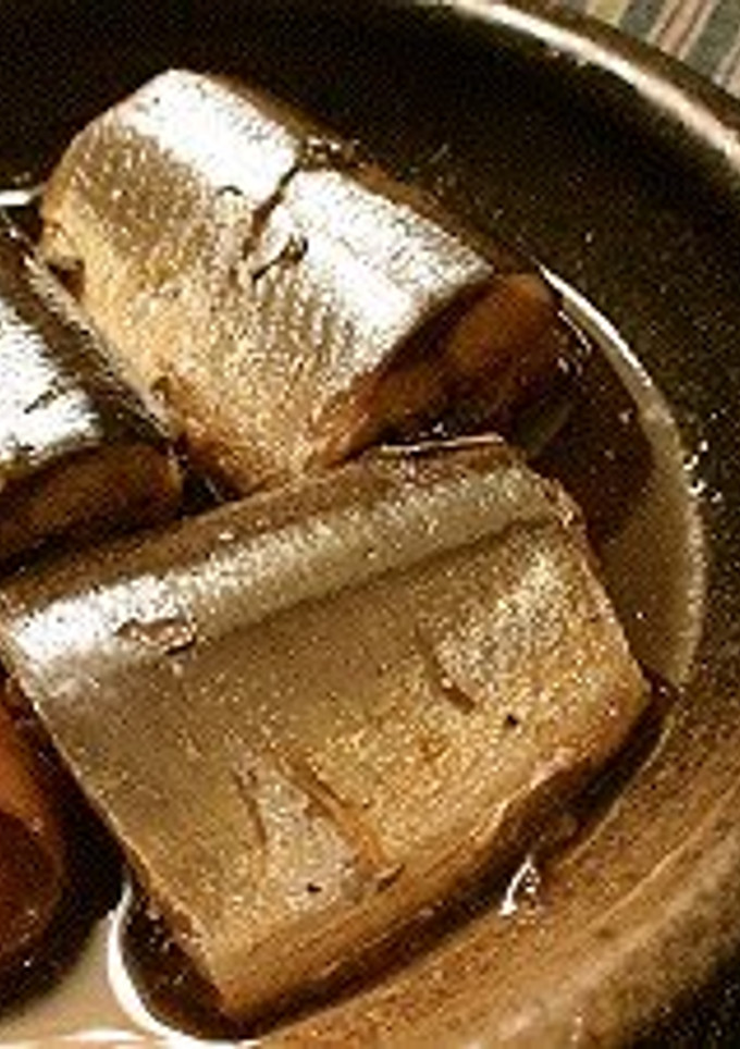 A picture of Saury Stewed with Umeboshi (pickled plums).