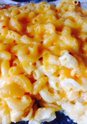 A picture of Macaroni and Cheese.