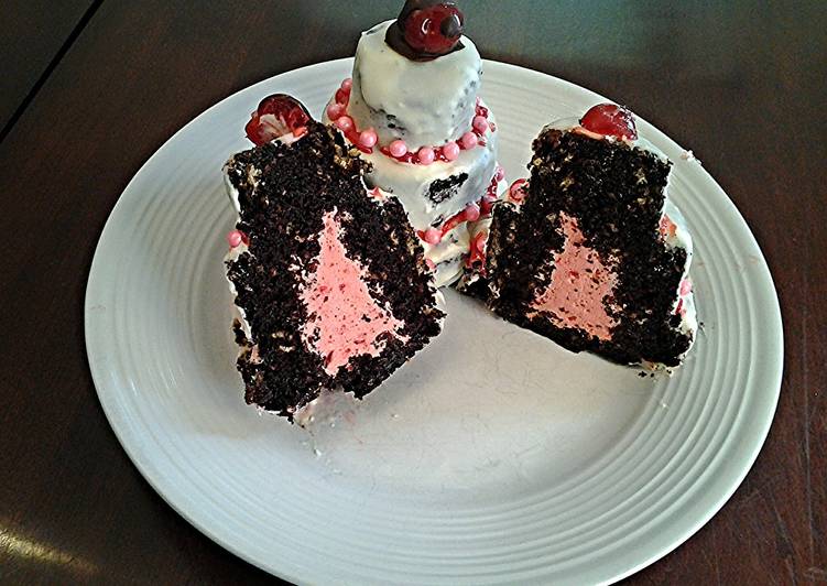 Recipe of Homemade Chocolate Cakes with Cherry Cream Filling