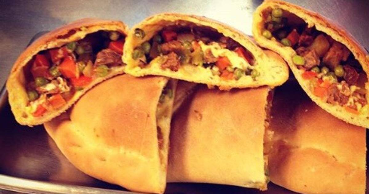 Resep Roti isi daging, keju dan sayuran oleh Michael Turnip - Cookpad