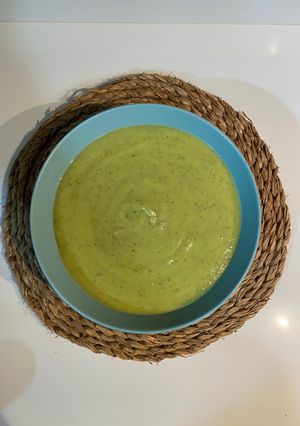 Foto principal de Crema de calabacín con quesitos