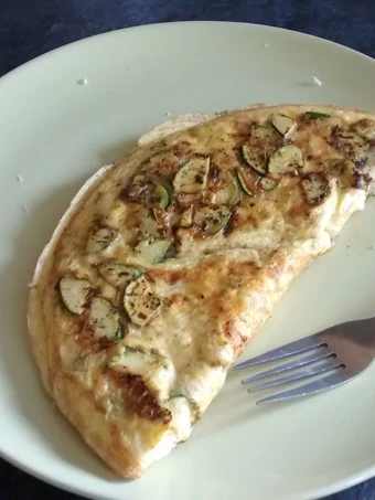 Easy Way Make Green and cheesy omelette the Delicious You can take Joss in your mouth