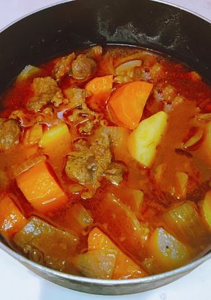 Hình của món Bò sốt vang.