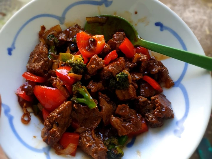 Cara Mudah Membuat Resep Daging sapi lada hitam yang Enak