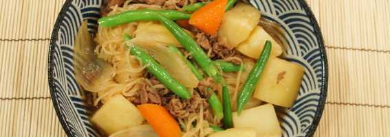 Japanese meat and potato stew or Nikujaga (肉じゃが)