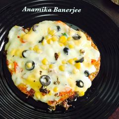 Leftover Roti Tawa Pizza 🍕 A picture of Leftover Roti Tawa Pizza 🍕.