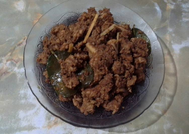 Resep Saksang Babi Tanpa Darah Babi (Non Halal)🐷 oleh Resep Saksang Babi Tanpa Darah Babi (Non Halal)🐷 oleh