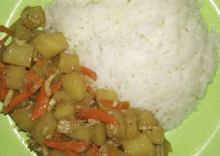 Cara Gampang Membuat 4. Kentang wortel tumis teri rice cooker Anti Gagal