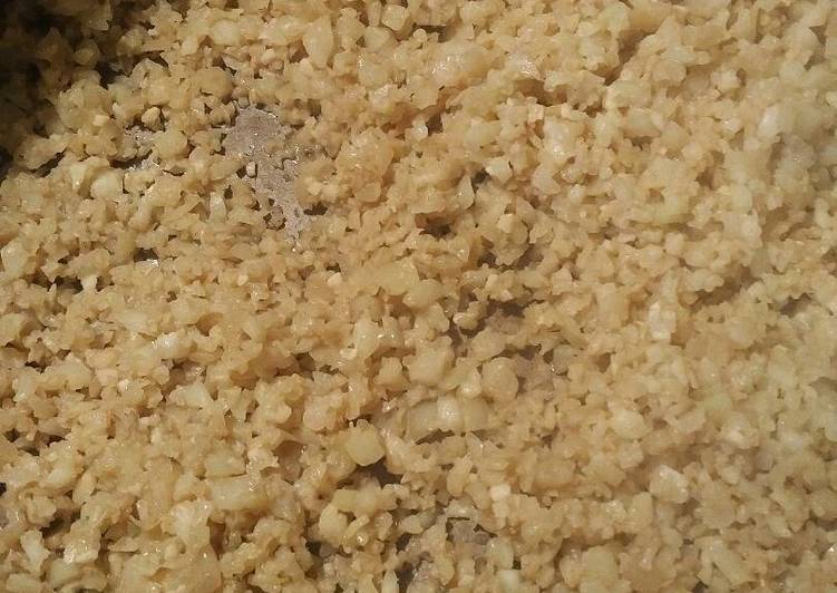 Recipe of Perfect Garlicky Cauliflower rice