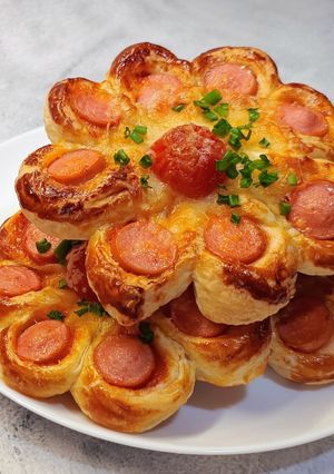 A picture of 🥐 Puff Pastry “Flowers” With Sausage and Cheese ⭐.
