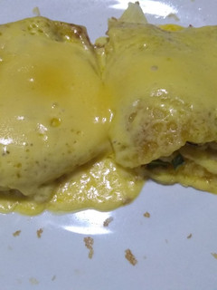 Una foto de Crepes de pollo y salsa blanca sin gluten