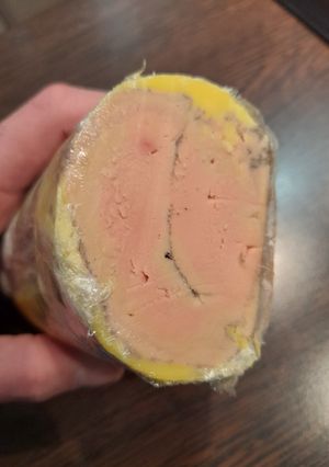 Une photo de Foie gras mi cuit au banyuls