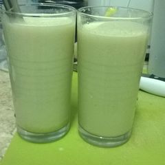 A picture of Avocado shake.