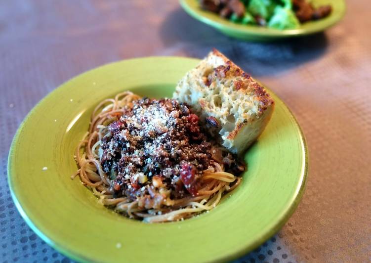 Get Fresh With Traditional Bolognese Spaghetti Sauce