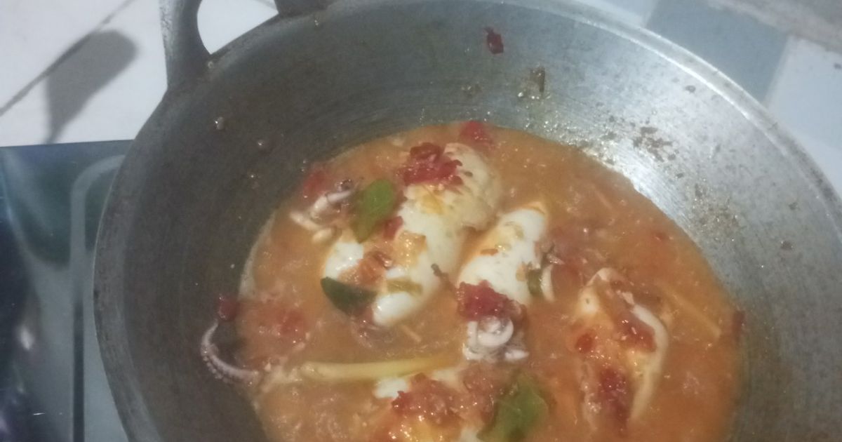 Cumi Gunting Isi Tahu Kuah Balado