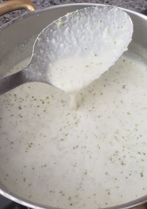 Una foto de Sopa de brócoli