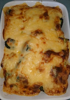 A picture of Broccoli and potato bake.