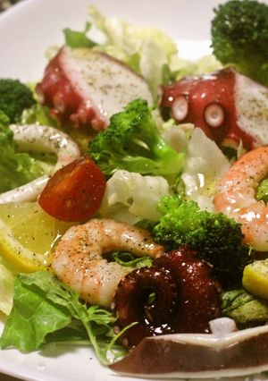 A picture of Seafood Salad ♪.