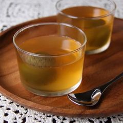 A picture of Jello with Umeshu and Lemon.