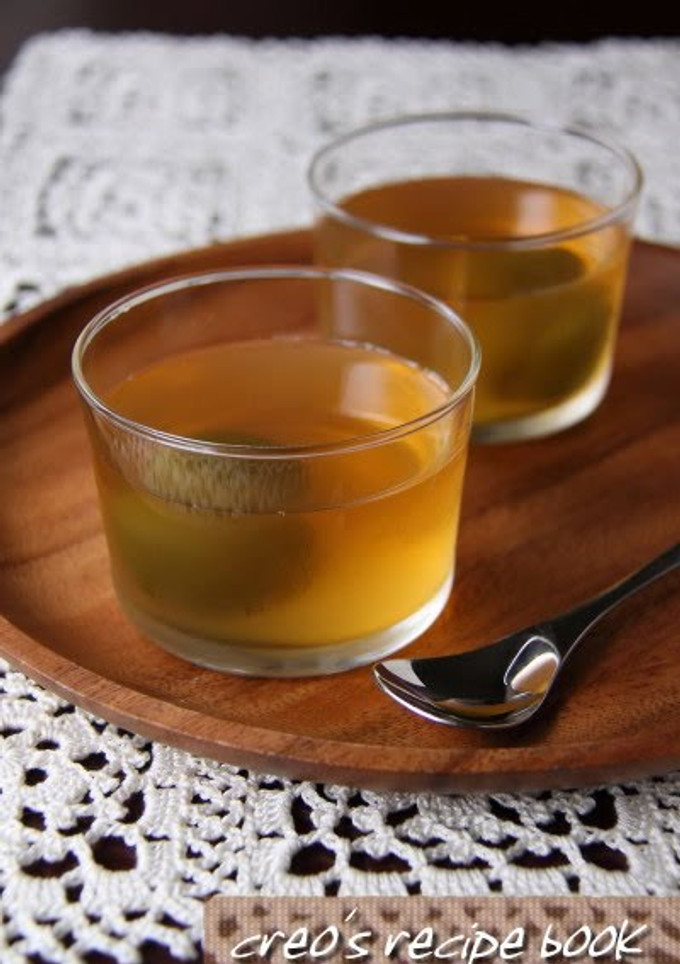 A picture of Jello with Umeshu and Lemon.