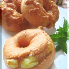 A picture of Tomato & Cheese Bagels.