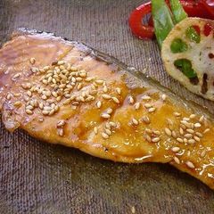 A picture of Sesame Vinegar Teriyaki Salmon.