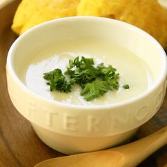 A picture of Seasonal Deliciousness Cauliflower Potage.
