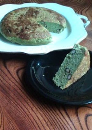 A picture of Black Bean & Okara Cake (Matcha & Kuromitsu Flavour).