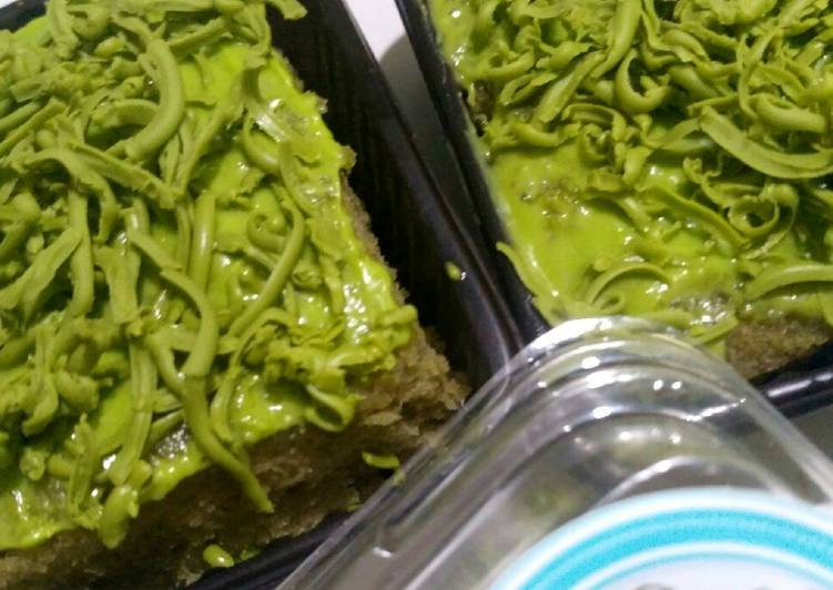 Brownis greentea fersi imut"