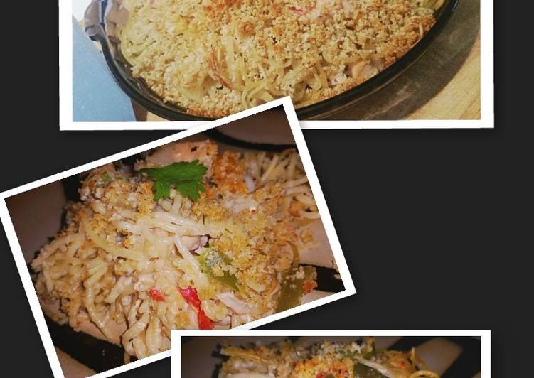 Easiest Way to Prepare Ultimate Spaghetti Alfredo Chicken Bake