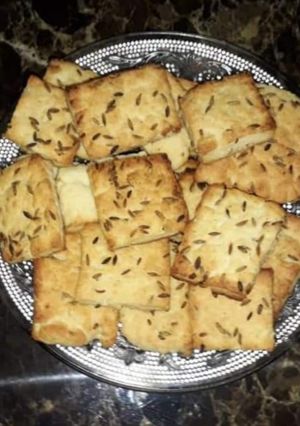 A picture of Whole wheat jeera biscuits.