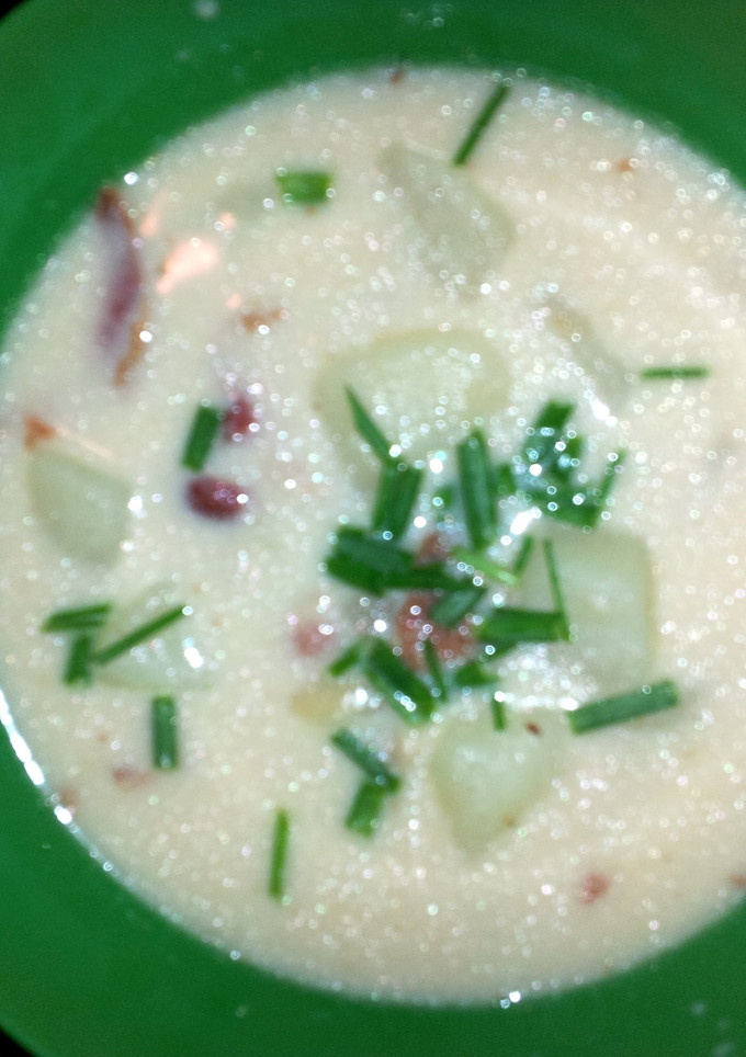 A picture of Clam Chowder.
