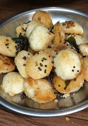 A picture of Mini Idli.