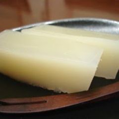 A picture of 10-Minute Microwaved 'Uiro'.
