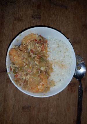 A picture of Shrimp Etouffee.