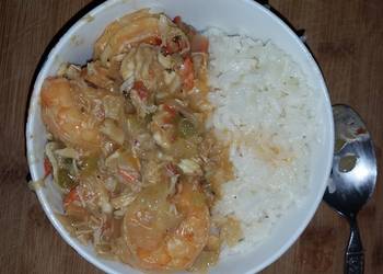 How to Cook Appetizing Shrimp Etouffee