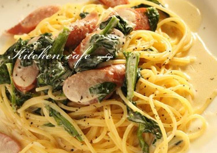 Simple Way to Make Any-night-of-the-week Creamy Pasta with Wiener Sausages and Spinach