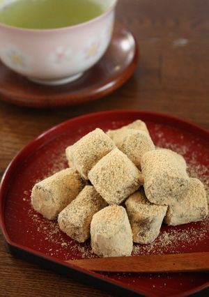 A picture of Kinako Candies.