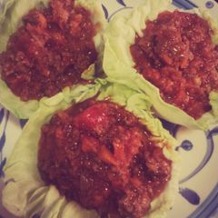 A picture of Mince in lettuce cups.