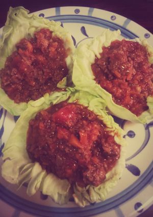 A picture of Mince in lettuce cups.