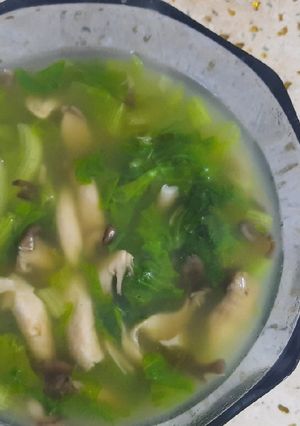 Hình của món Canh rau diếp nấu nấm (món chay).