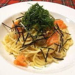Smoked Salmon Cheese Cream Pasta A picture of Smoked Salmon Cheese Cream Pasta.