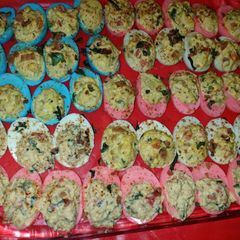 A picture of BLT Deviled Eggs.