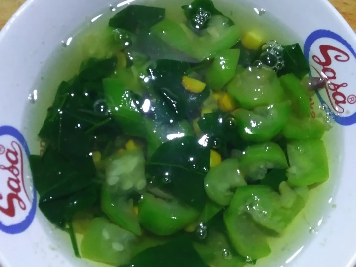 Langkah Gampang Membuat Resep  Sayur bening daun katuk yang Lezat Sekali, Bikin Ketagihan