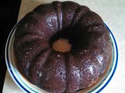 A picture of applesauce cake
