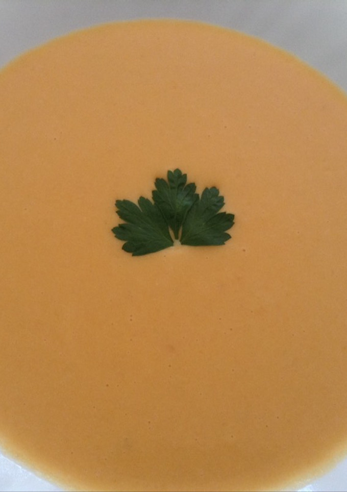 Una foto de Crema de calabaza y otras verduras