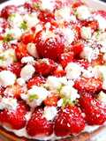Tarte aux fraises et coco façon Eton mess