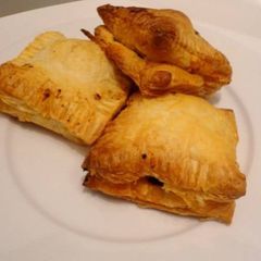 A picture of Egg puff.