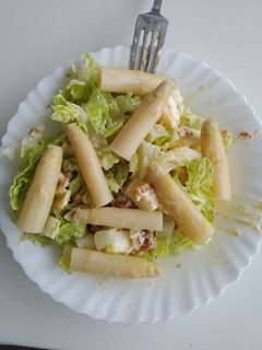 Una foto de Ensalada de espárragos