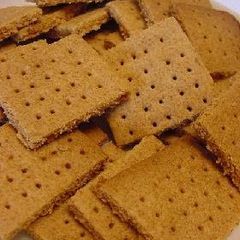 A picture of Honey Graham Crackers.